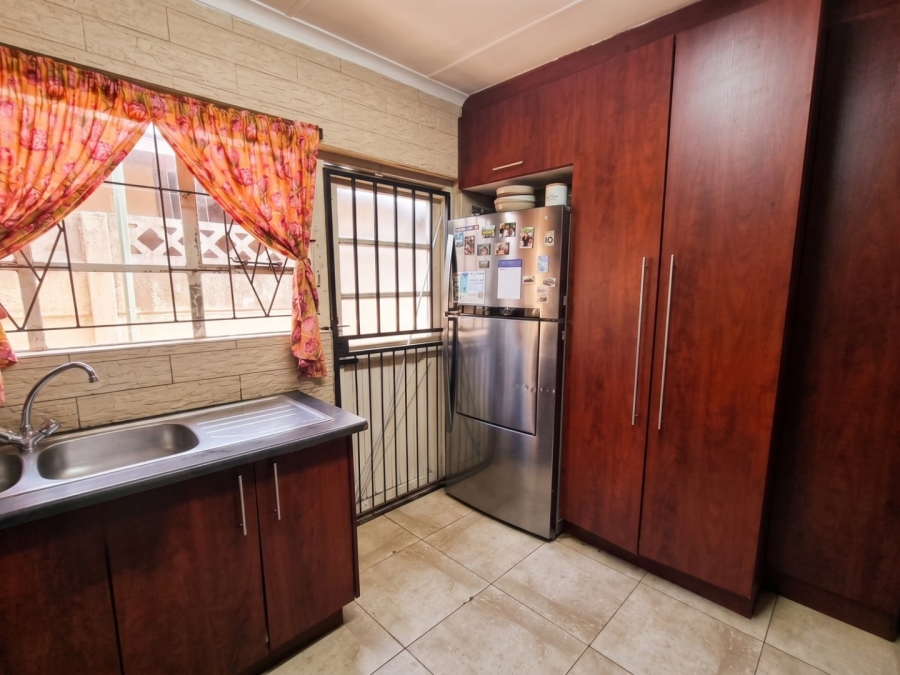 3 Bedroom Property for Sale in Belhar Western Cape